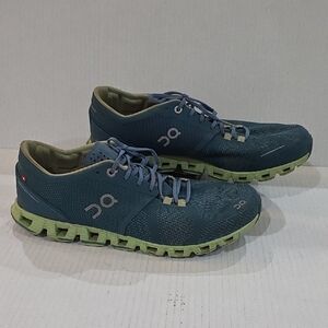 On Cloud Running Women's Teal and Lime Athletic Shoes Size 10